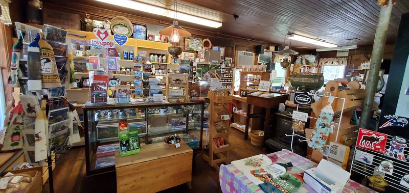 Local Artisans And Craftsmanship Highlights