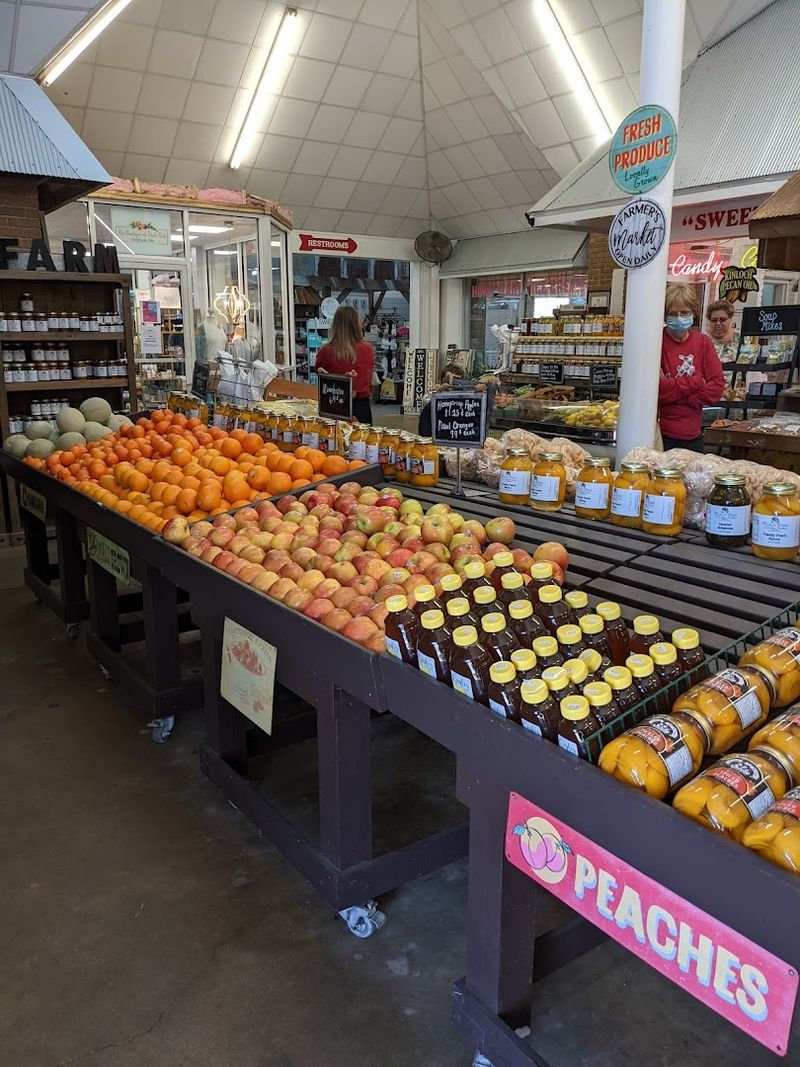 Seasonal Fruit Selection And Freshness Matters