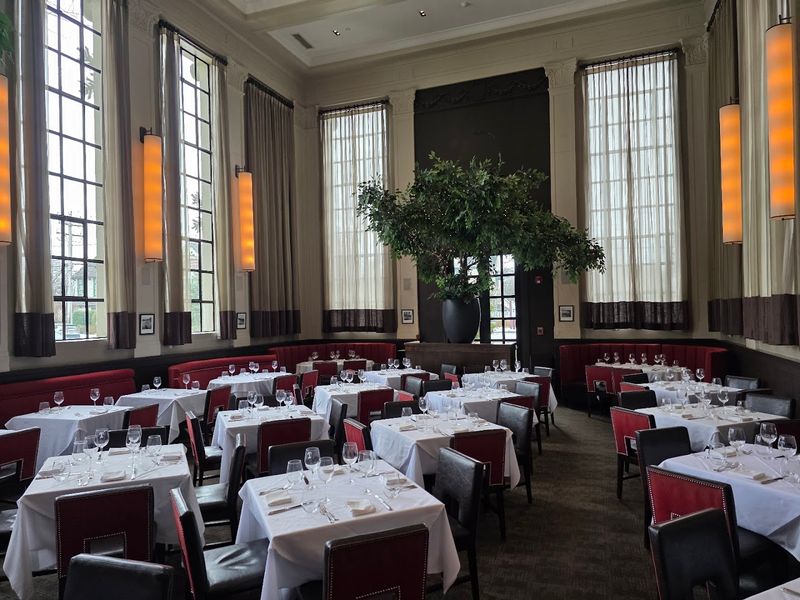 Tellers: An American Chophouse