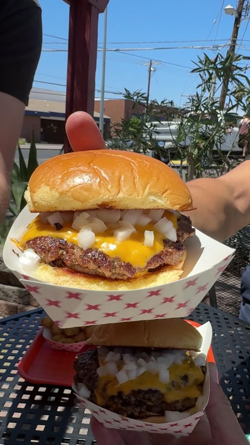 Stay Tuned Burgers