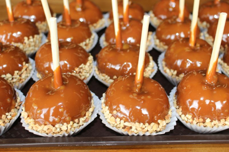 Caramel Apples Make This A Classic Fall Road Trip Stop