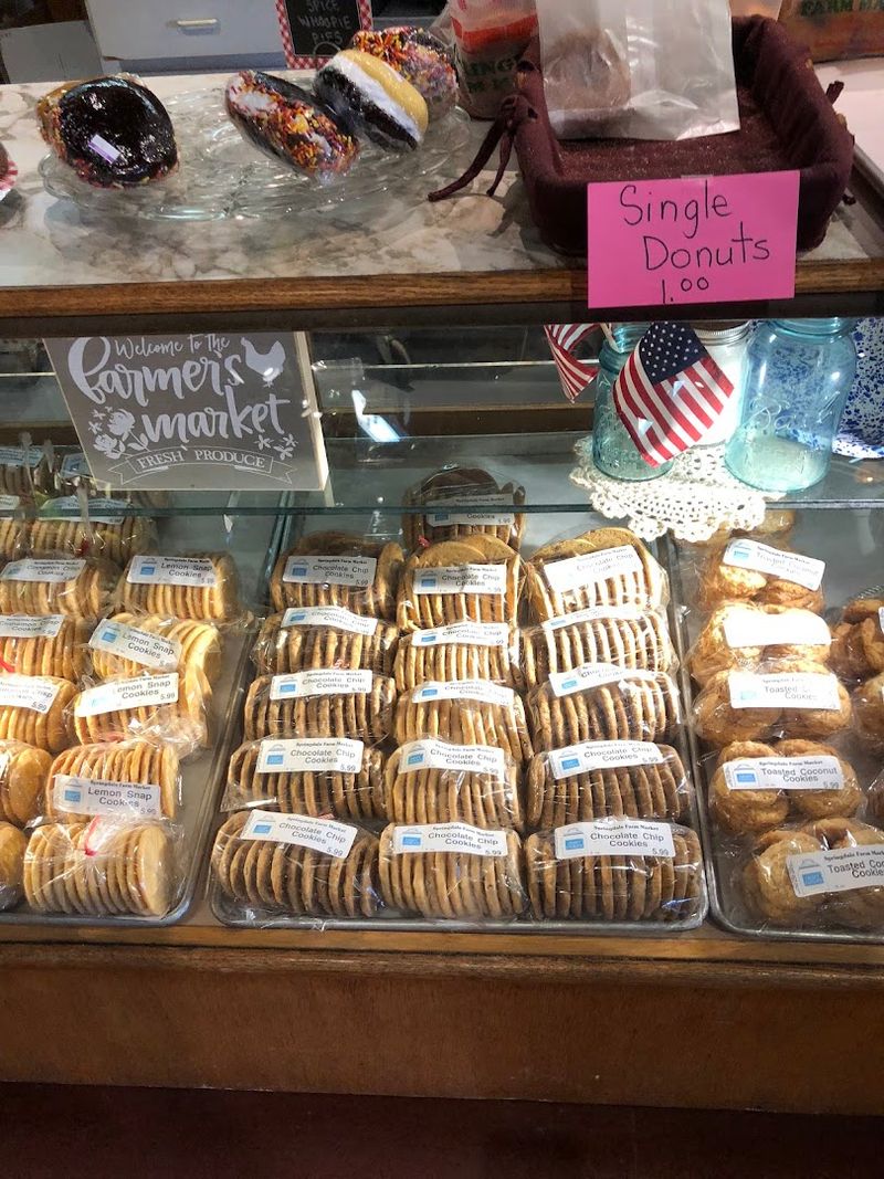 Apple Cider Donuts That Are Worth The Drive