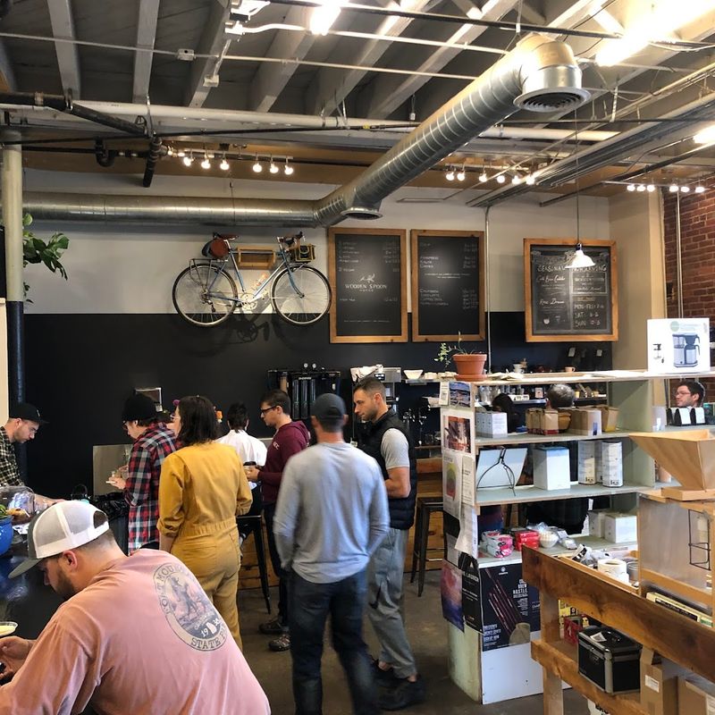 Why Locals Keep Choosing This Roastery Over Chain Coffee