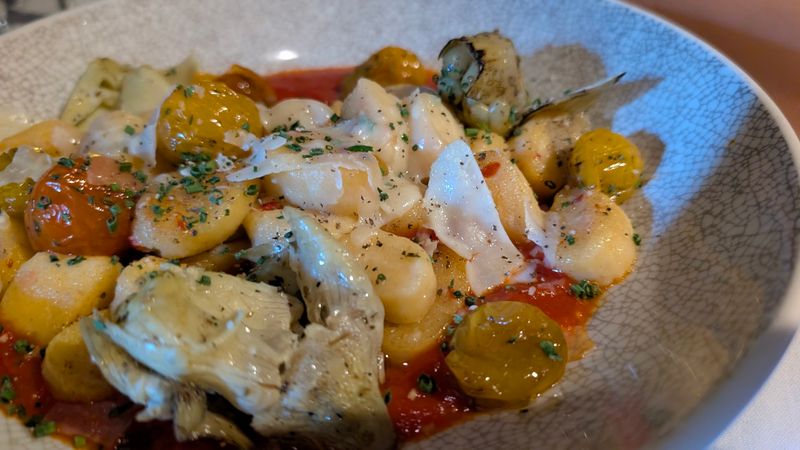 Seasonal Ingredients Shaping The Menu Offerings