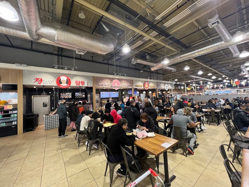 The Food Court Worth Planning A Meal Around