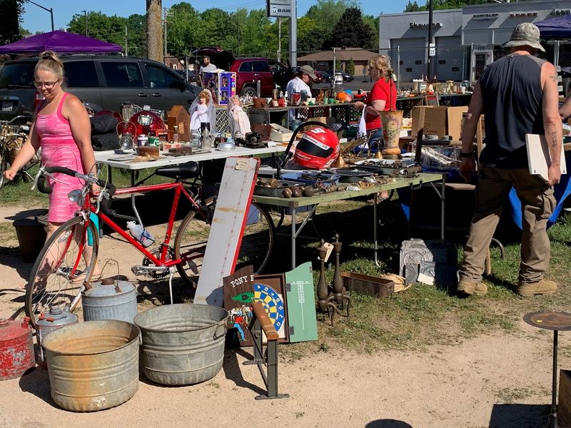 The Market Runs Every Sunday From April To October