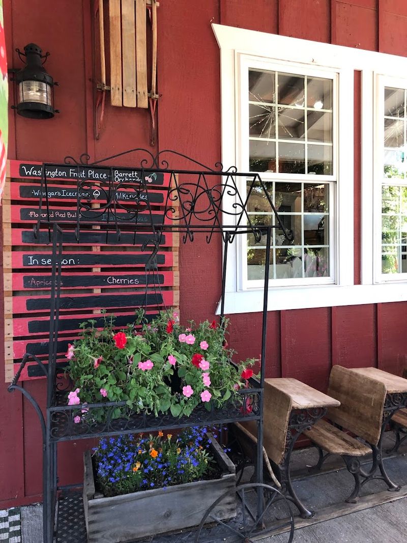 Washington Fruit Place At Barrett Orchards