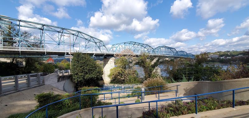 Walk The Tennessee Riverwalk, Chattanooga