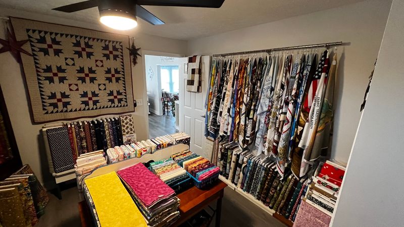 Knot Enuff Quilts & Fabric, Springfield