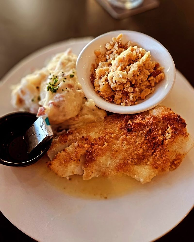 Standout Dishes That Go Beyond Standard Lakeside Fare