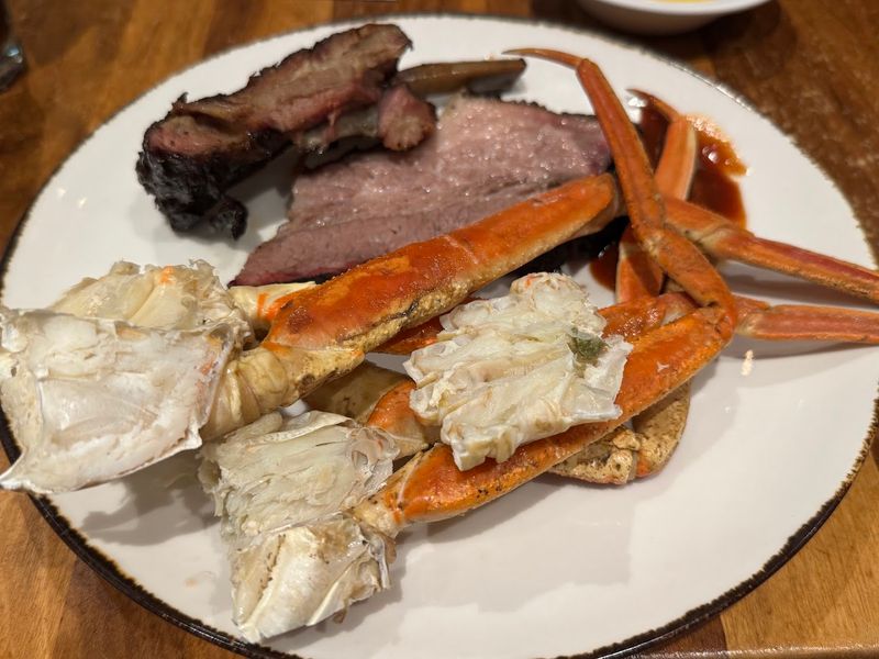 Snow Crab And Prime Rib Take Over Friday Nights