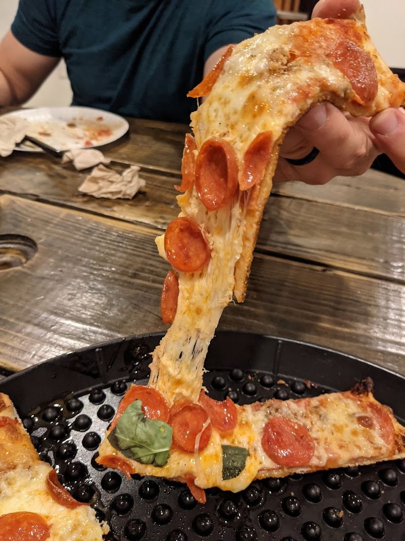 The Pizzas Here Are So Good You Might Start Planning Your Next Drive Before Dessert