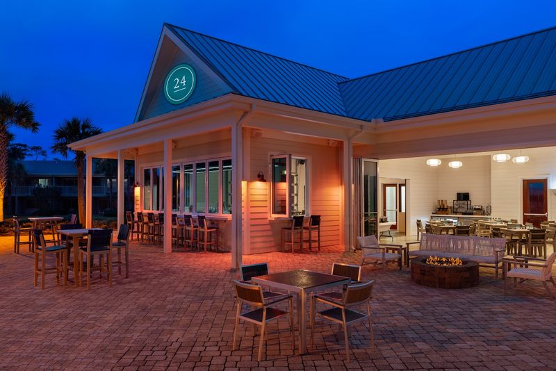 24 Coastal Grill
