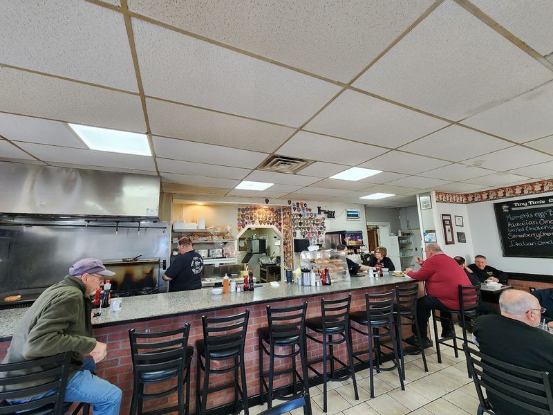 Tiny Tim's Cafe, Auburn