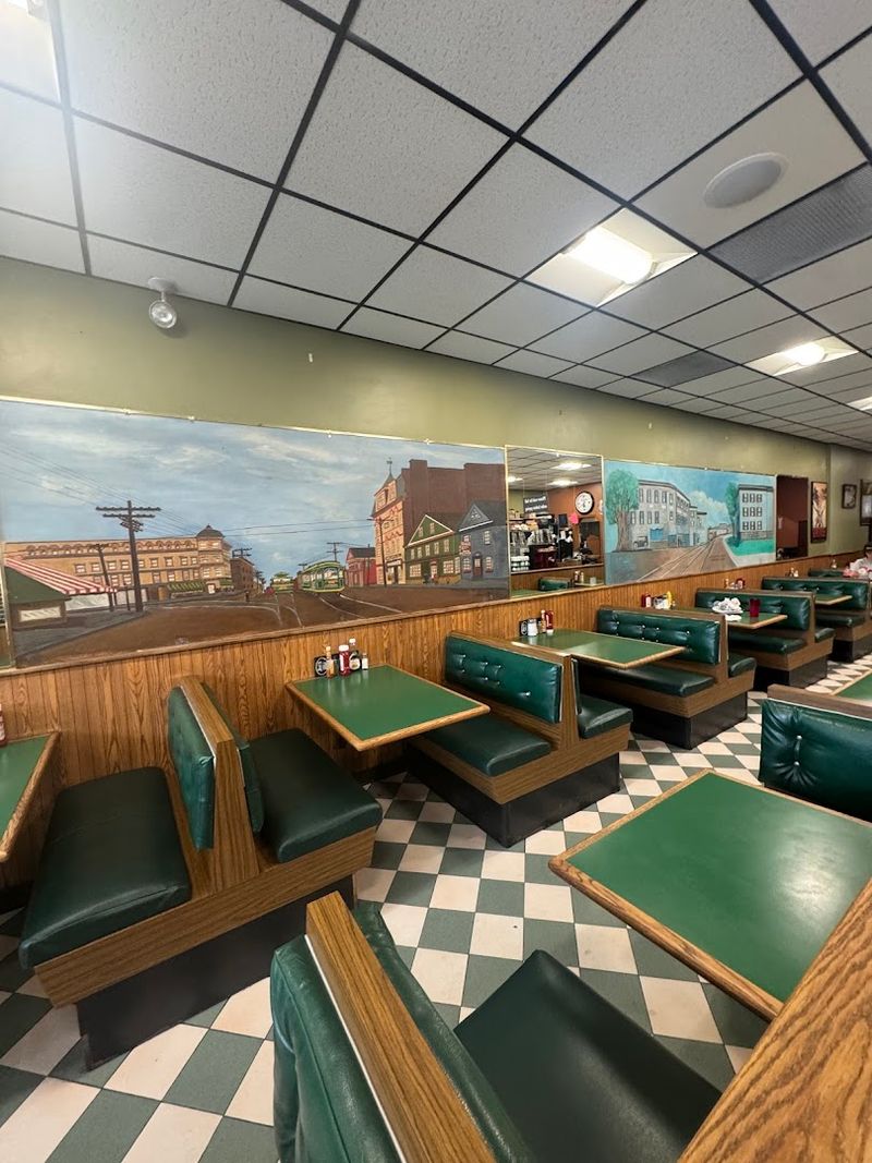 The Atmosphere That Feels Like A Real Neighborhood Spot