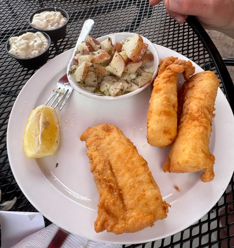 Lakeview Bar And Grill