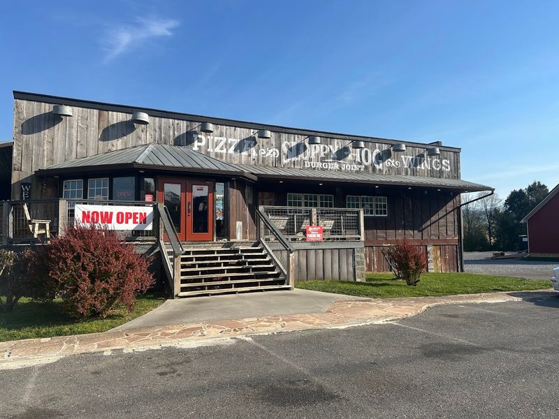 Sloppy Hog Burger Joint, Sevierville