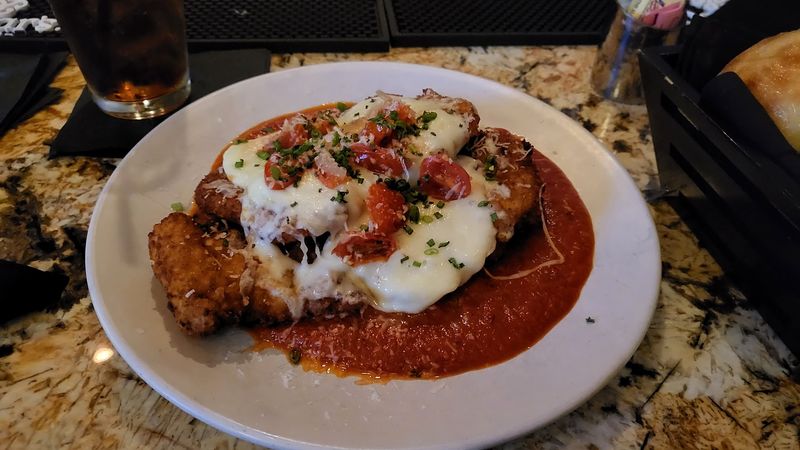 Toasted Ravioli And Tuscan Gravy Is The Combination You Never Knew You Needed