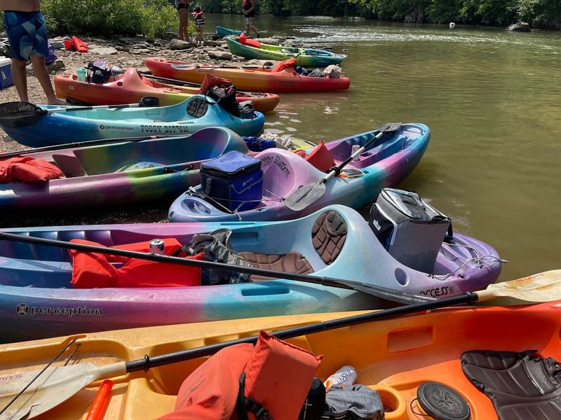 Foggy Bottom Canoe And Kayak Rental, Kingston Springs