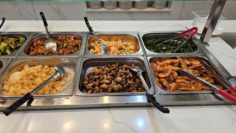 Golden Apple Buffet