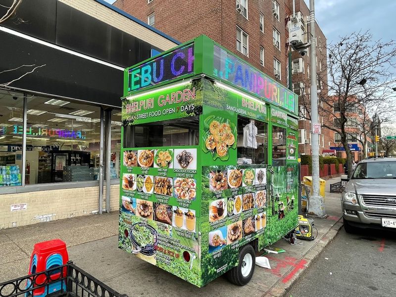 Fuchka Garden — Street Food That Stays Open Past Midnight
