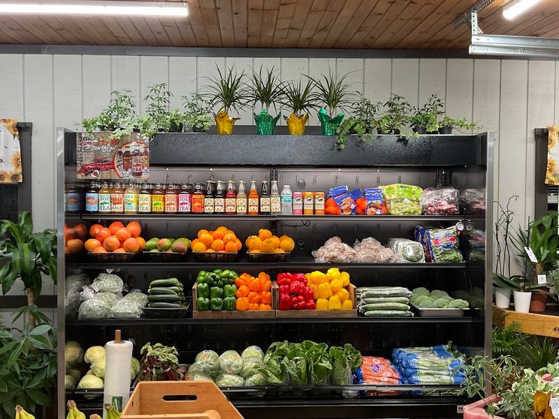 Weaver's Farm Market