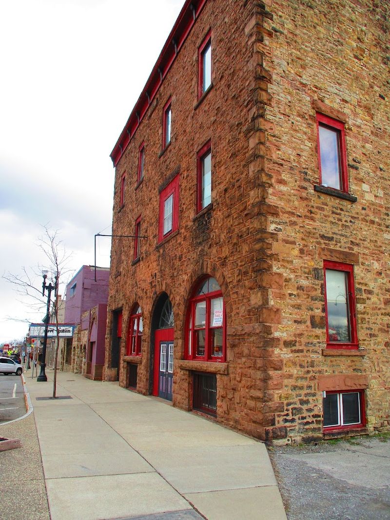 Medina, Orleans County