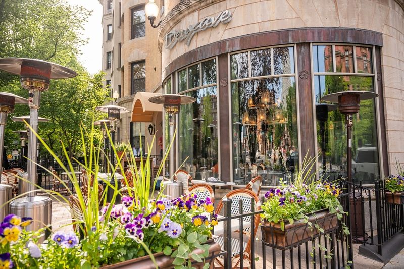 Deuxave, Boston