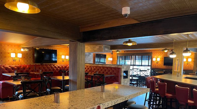 The Dining Room Atmosphere And Layout