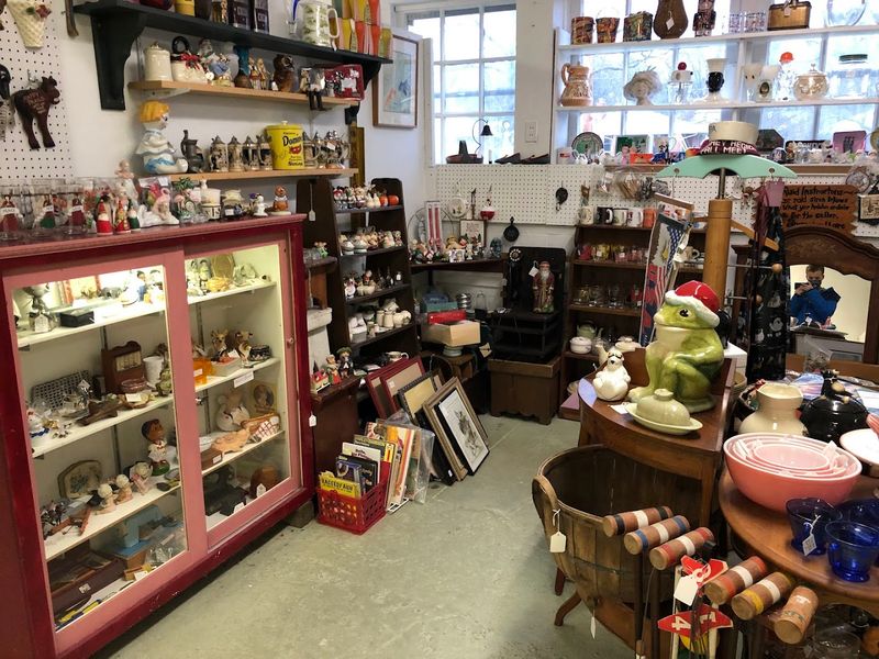 Seasonal Finds With Vintage Charm