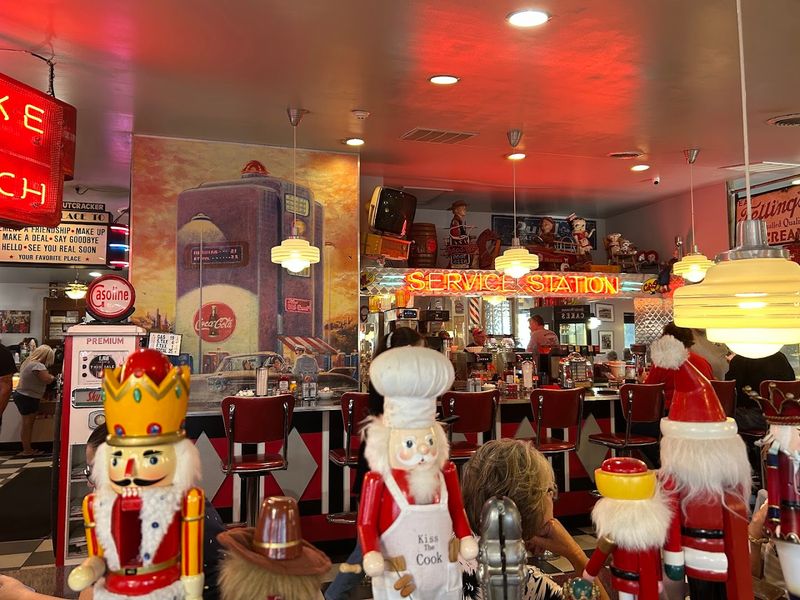 Where Warm Service Comes Naturally