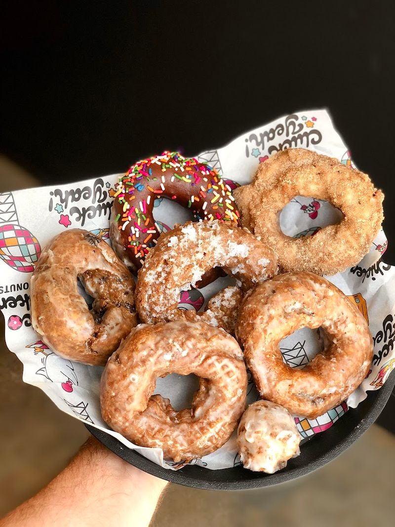 Donuts With Rotating Flavors That Keep Things Interesting