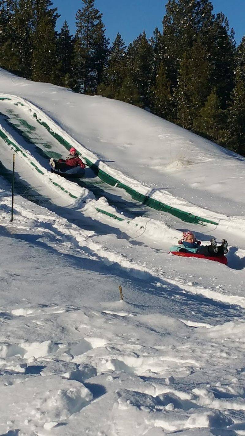 The Tubing Hill That Makes Winter Worth Showing Up For