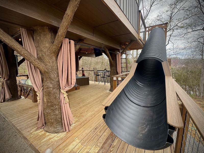 Interactive Features That Turn Every Treehouse Into A Playground