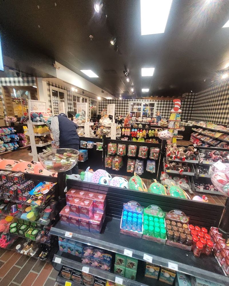 Mrs. Claus Candy Kitchen And The Sweet Shop Worth Stopping For