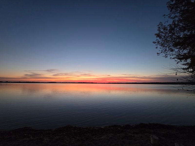 The Lake Views Make The Visit Feel Effortless