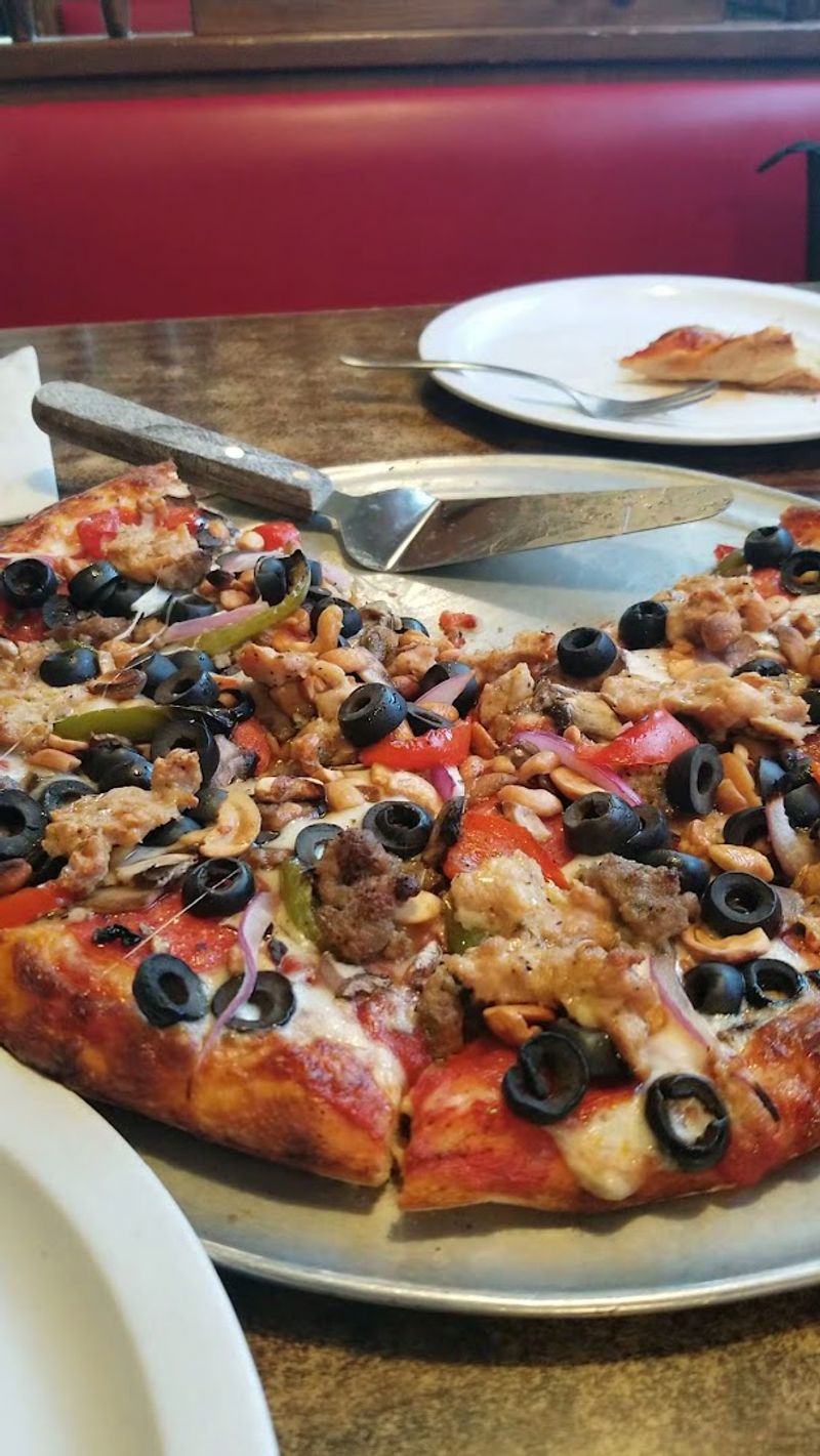 Geno's Pizza