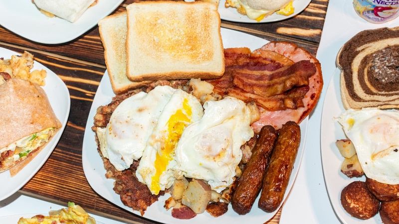 Breakfast Options That Draw A Crowd Every Morning