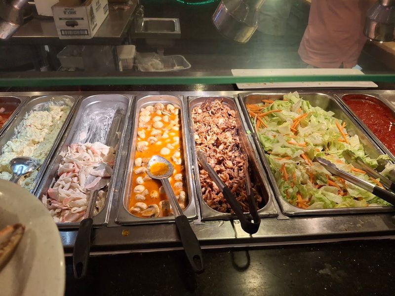 Why This Buffet Keeps Drawing People Back