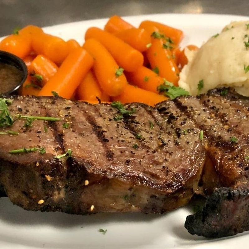 Popular Side Dish Pairings For A Classic Meat Dinner