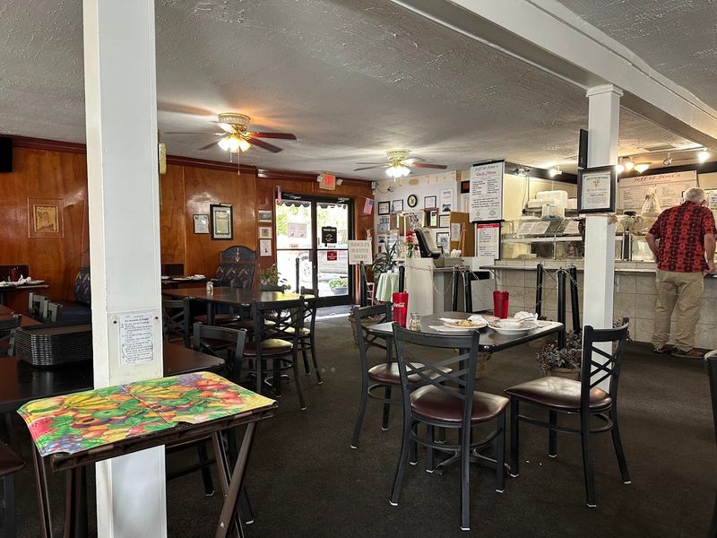 Jeff's Family Friendly Restaurant