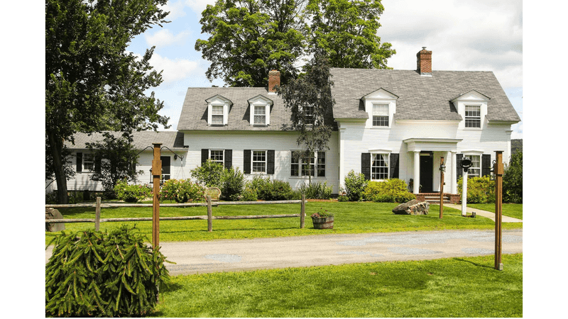 1824 House Inn + Barn
