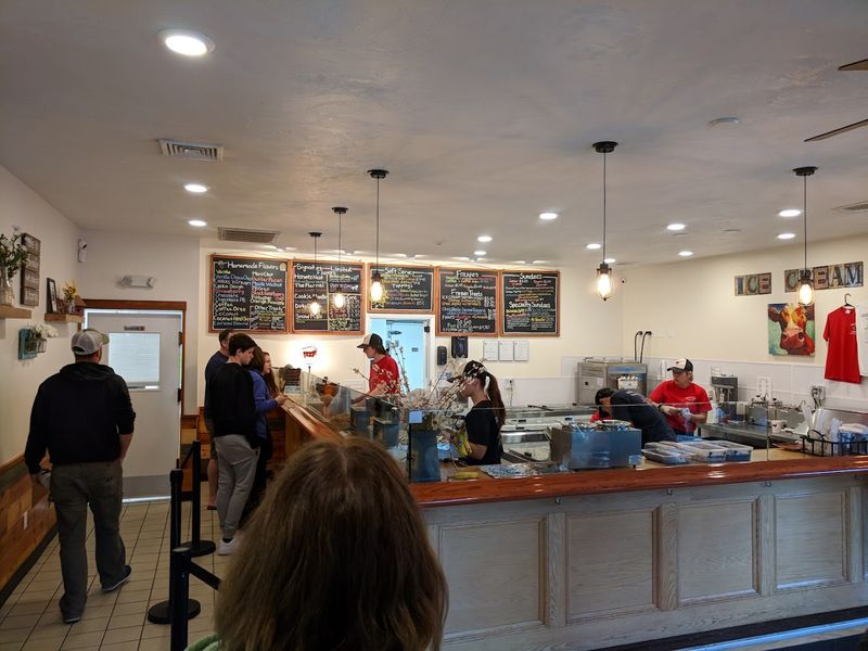 The Flannel Cow Creamery, Mansfield