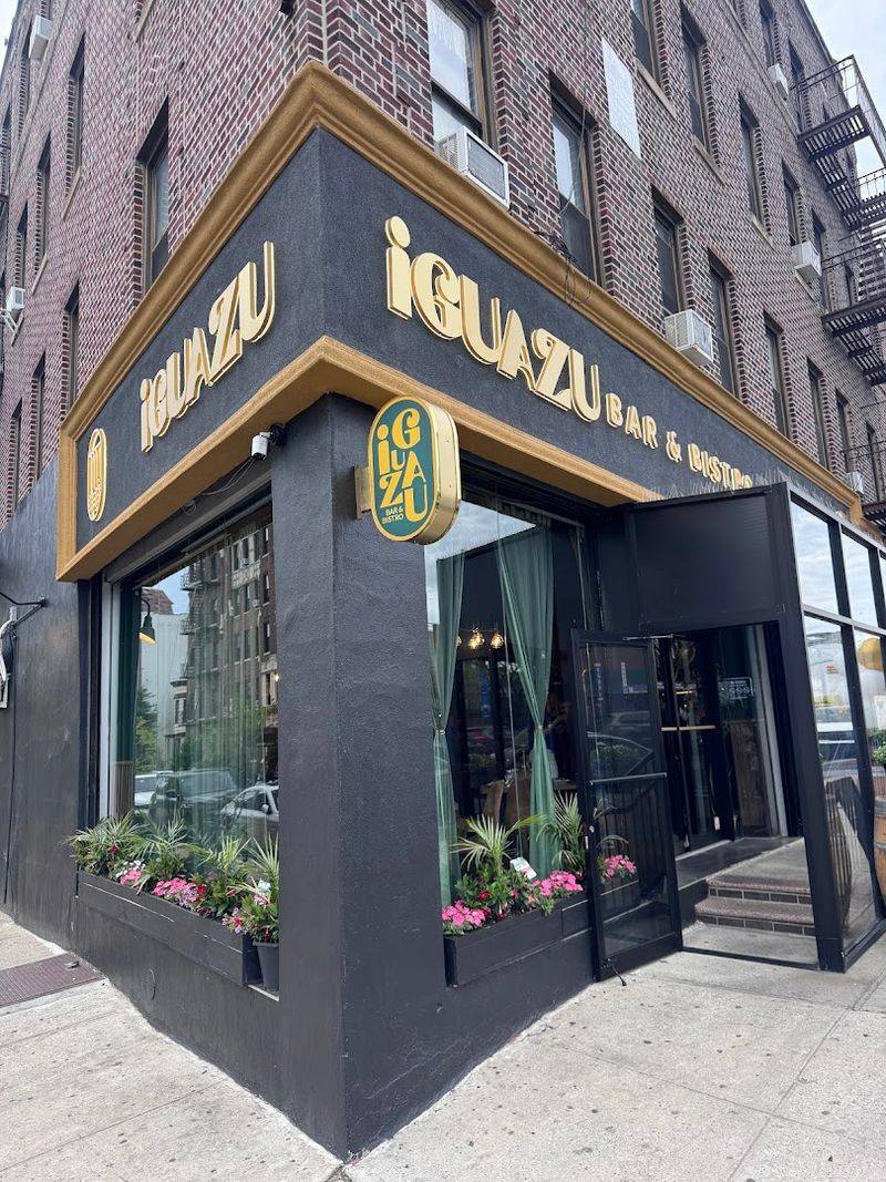 Iguazu Bar And Bistro