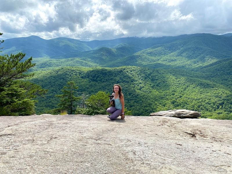 Looking Glass Rock Trailhead, Brevard