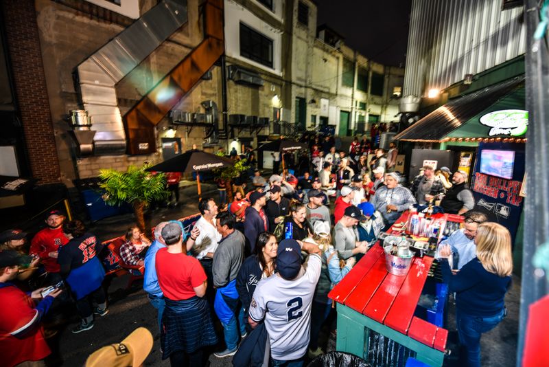 The Bullpen Kitchen And Tap Steps From Fenway