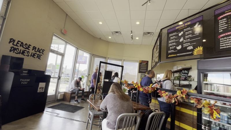 Smoothies, Coffee, And Drinks Worth Ordering