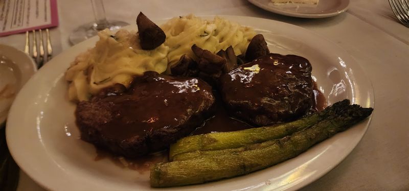 Pairing Non-alcoholic Beverages With Steak