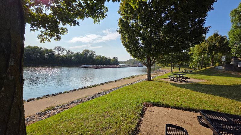 Cumberland Riverwalk, Clarksville