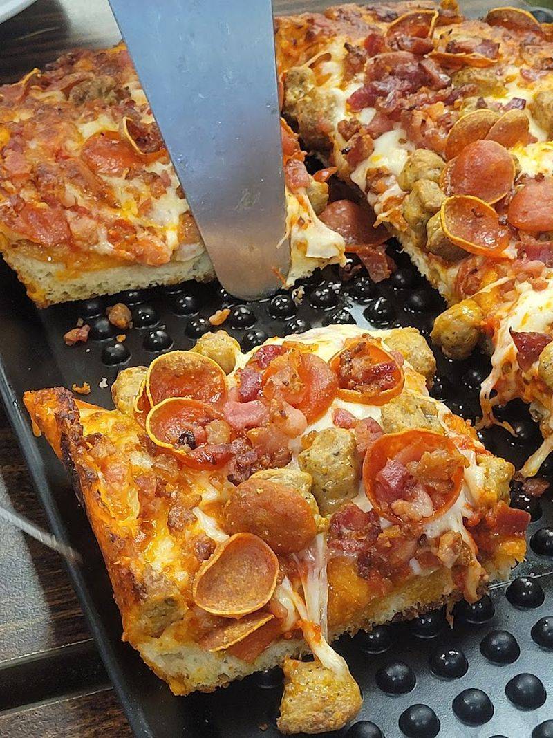 Detroit Style That Surprises